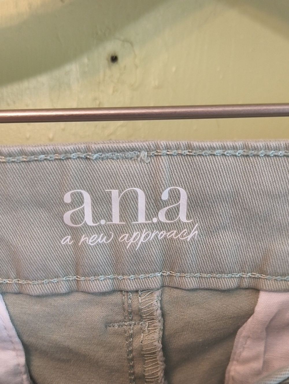 Women's ANA Mid Rise Twill Short 5" Inseam Sage 6 - Picture 8 of 11